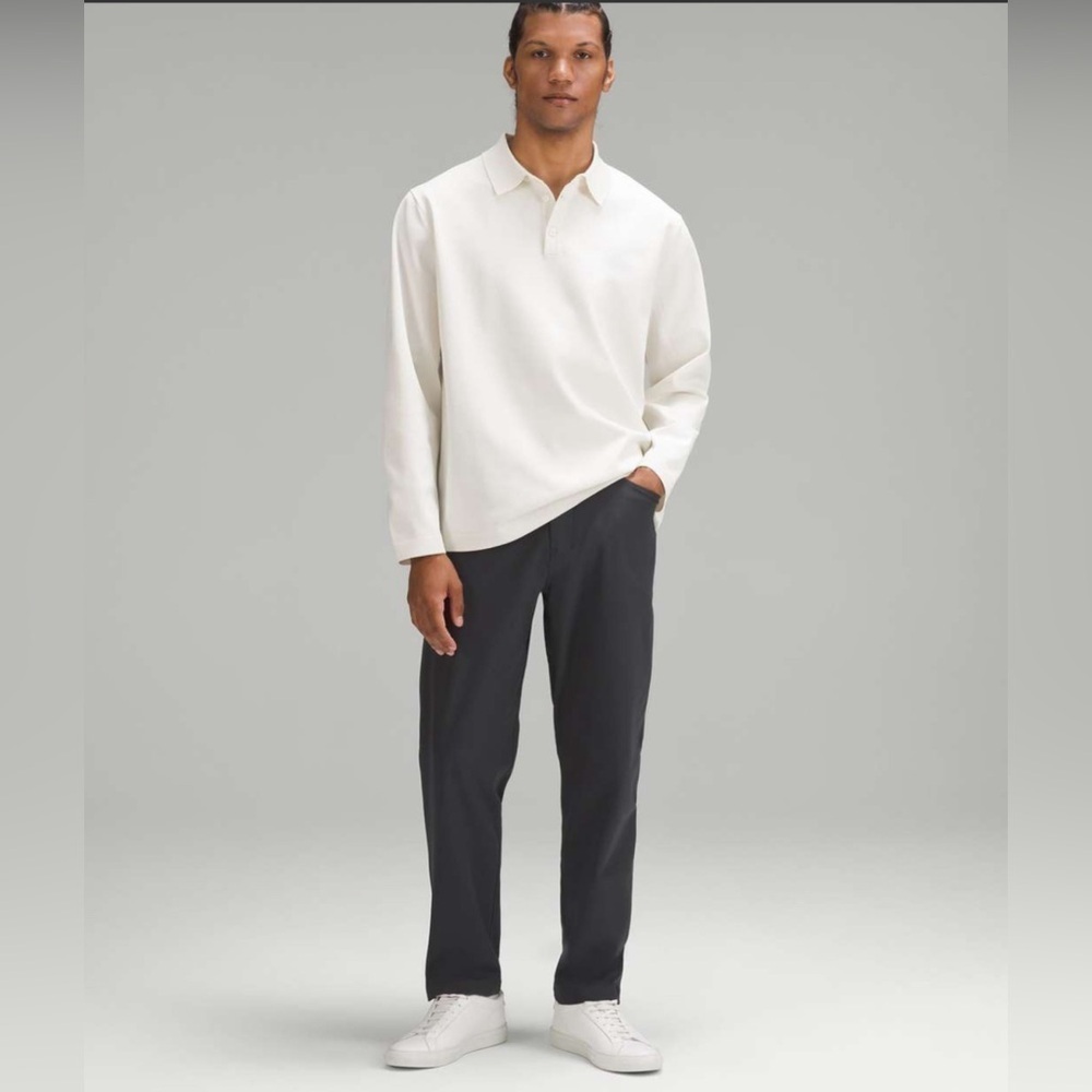 2023 Lululemon ABC Relaxed-Fit 5 Pocket Pant 32" *Warpstreme
Obsidian Size 31